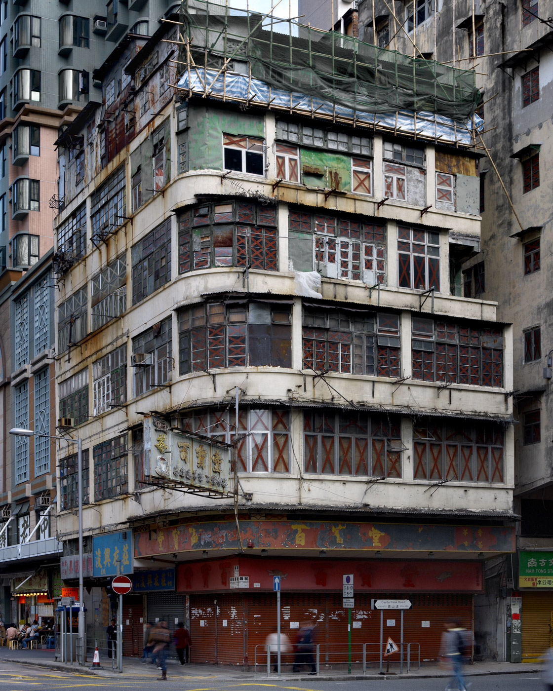 Michael Wolf, Corner Houses, Hong Kong, #13